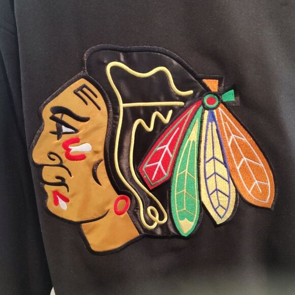 NWOT Blackhawks varsity/bomber style GIII Sports by Carl Banks size lg - Picture 5 of 10